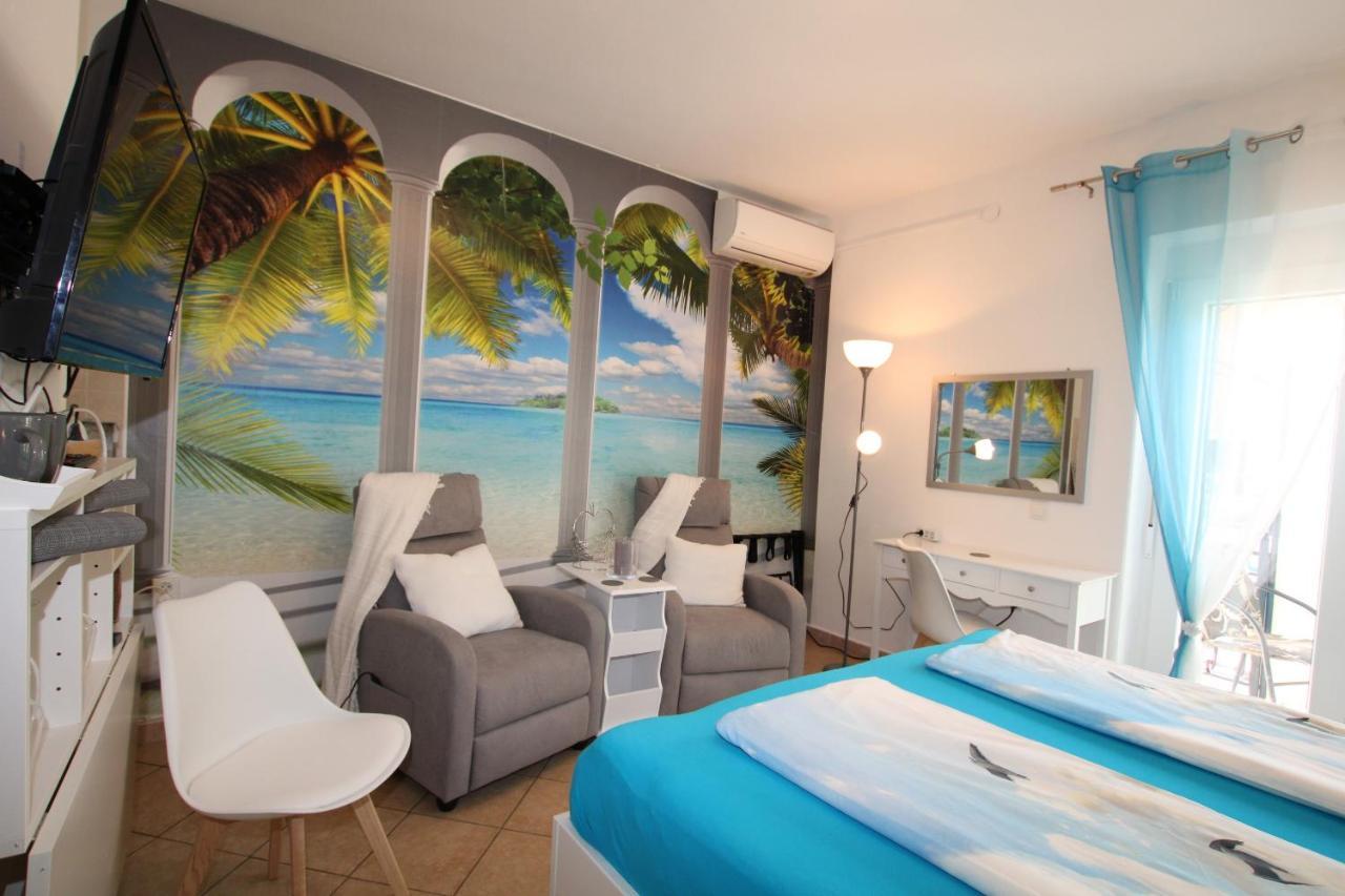 Blue Adria Suites Porec Exterior photo