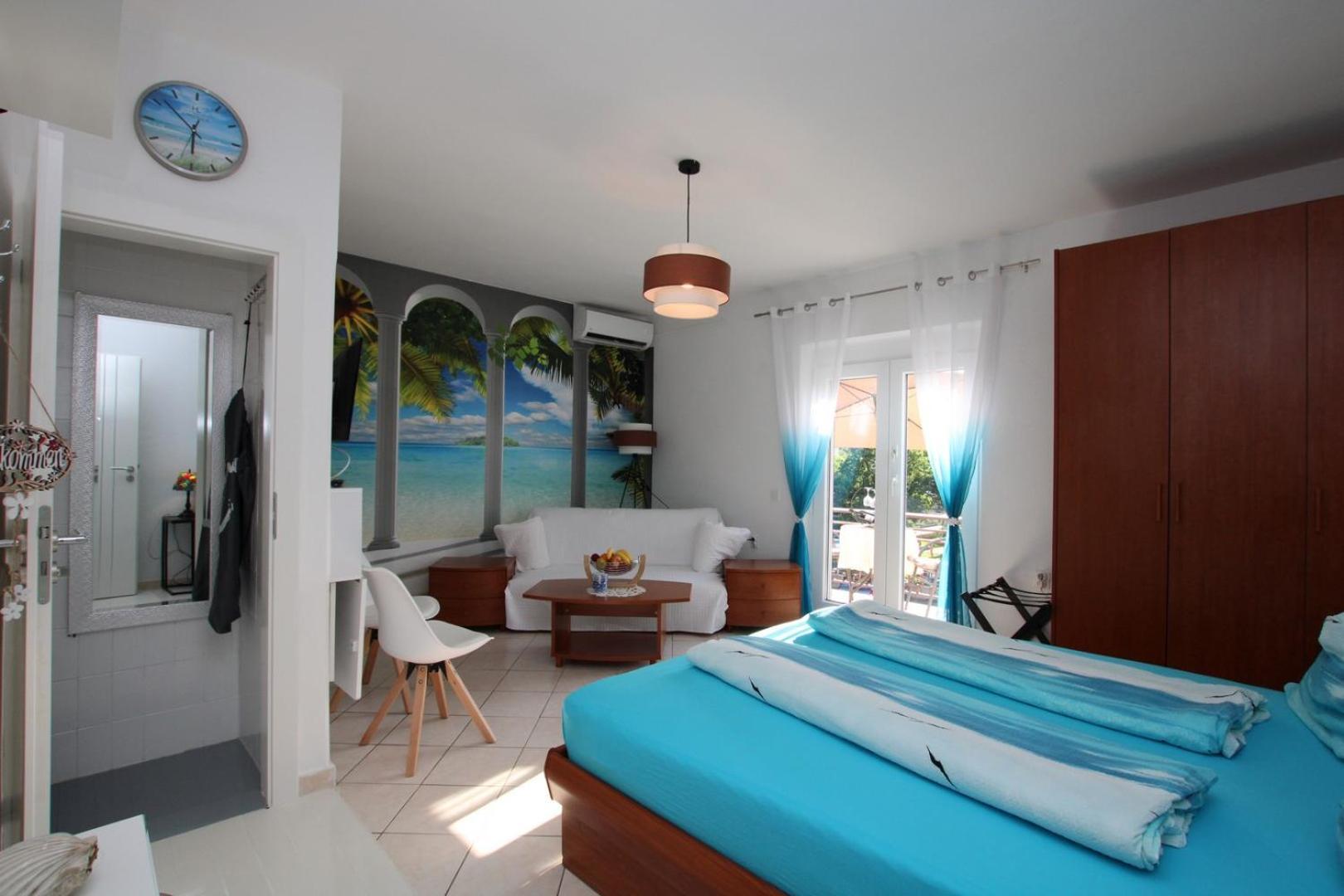 Blue Adria Suites Porec Exterior photo